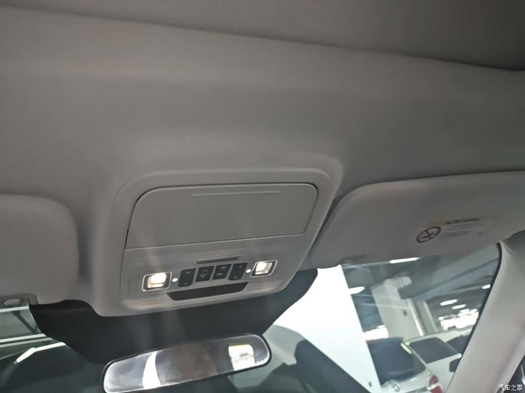 Ford Explorer, 2024 18