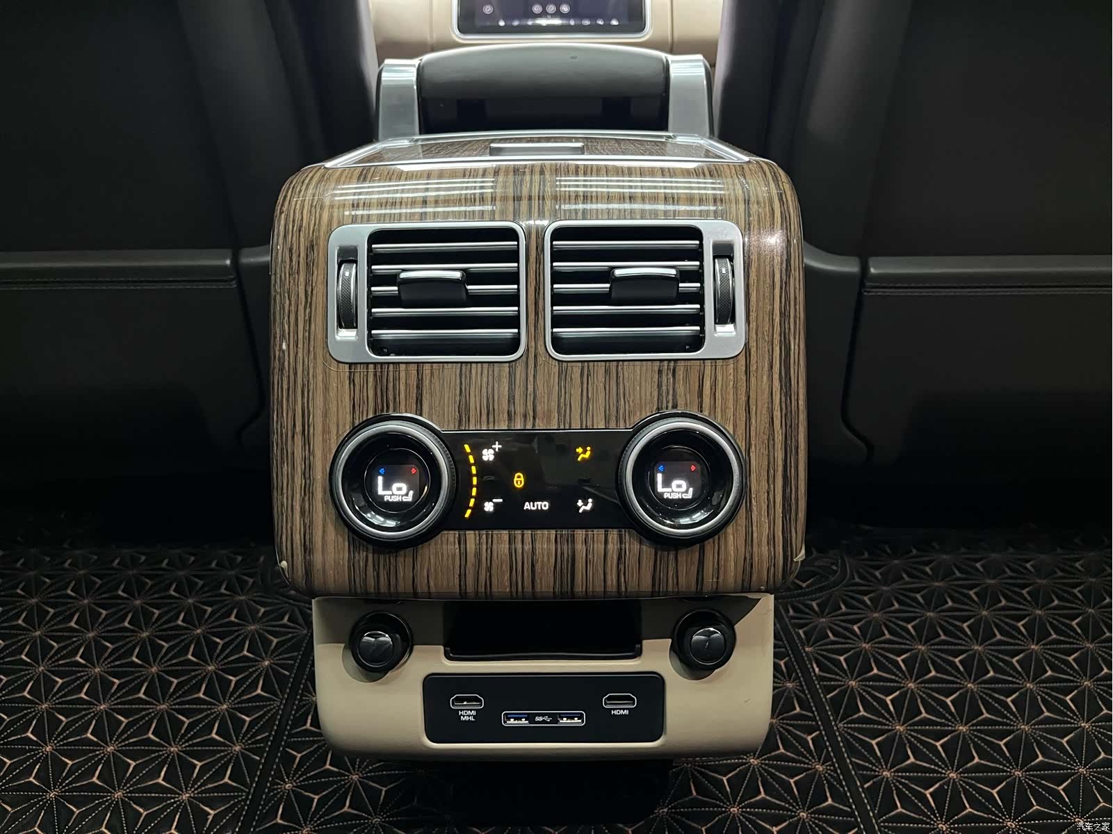 Land Rover Range Rover, 2019 9