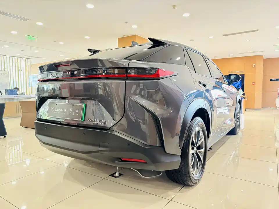 Lexus RZ Lexus RZ