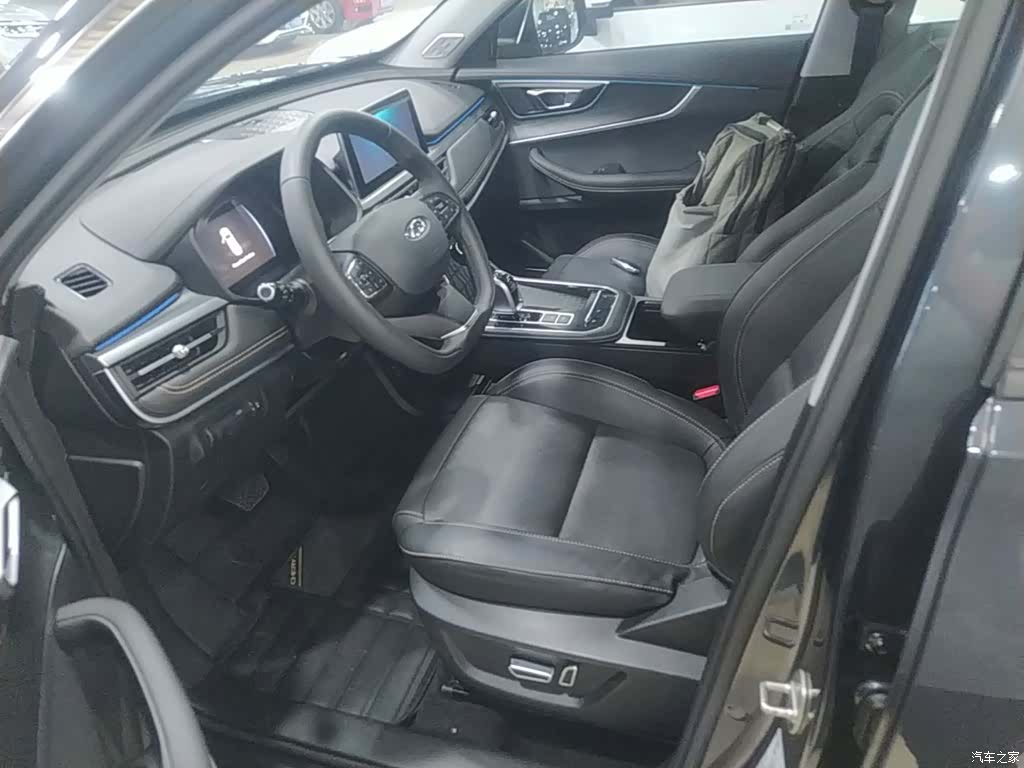 Chery Tiggo 8, 2026 15