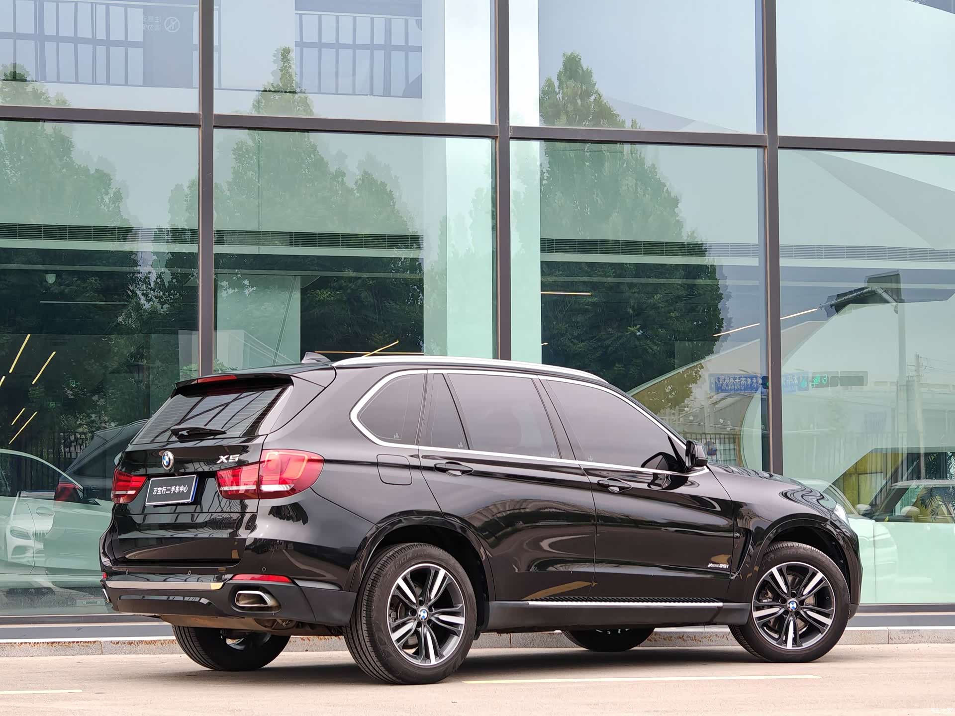 BMW X5, 2018 все фото