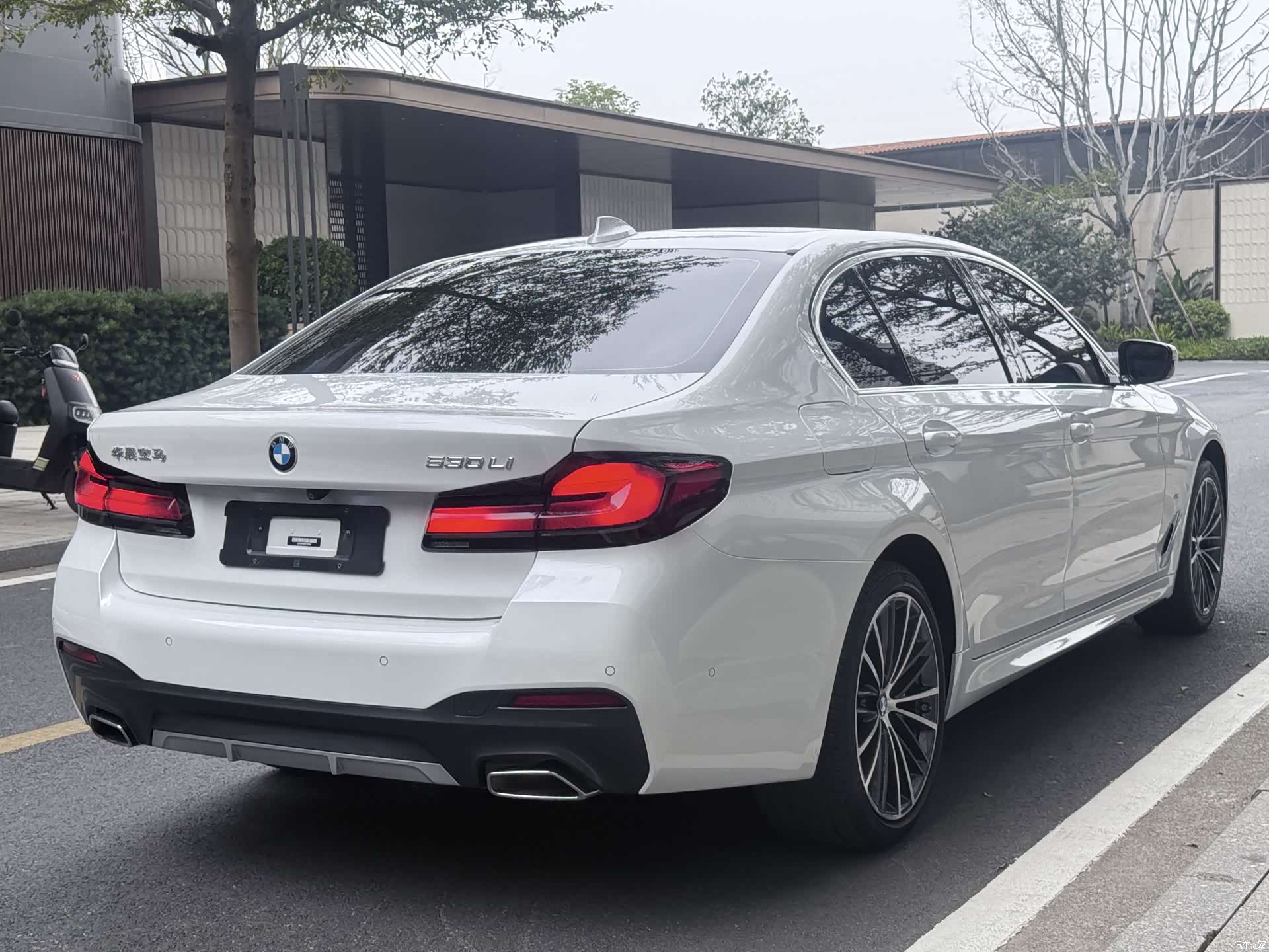 BMW 5 Series, 2023 12