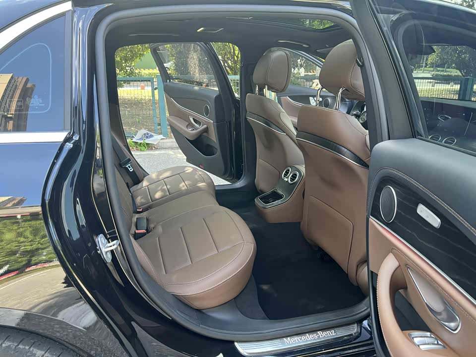 Mercedes-Benz E-class Mercedes-Benz E-class