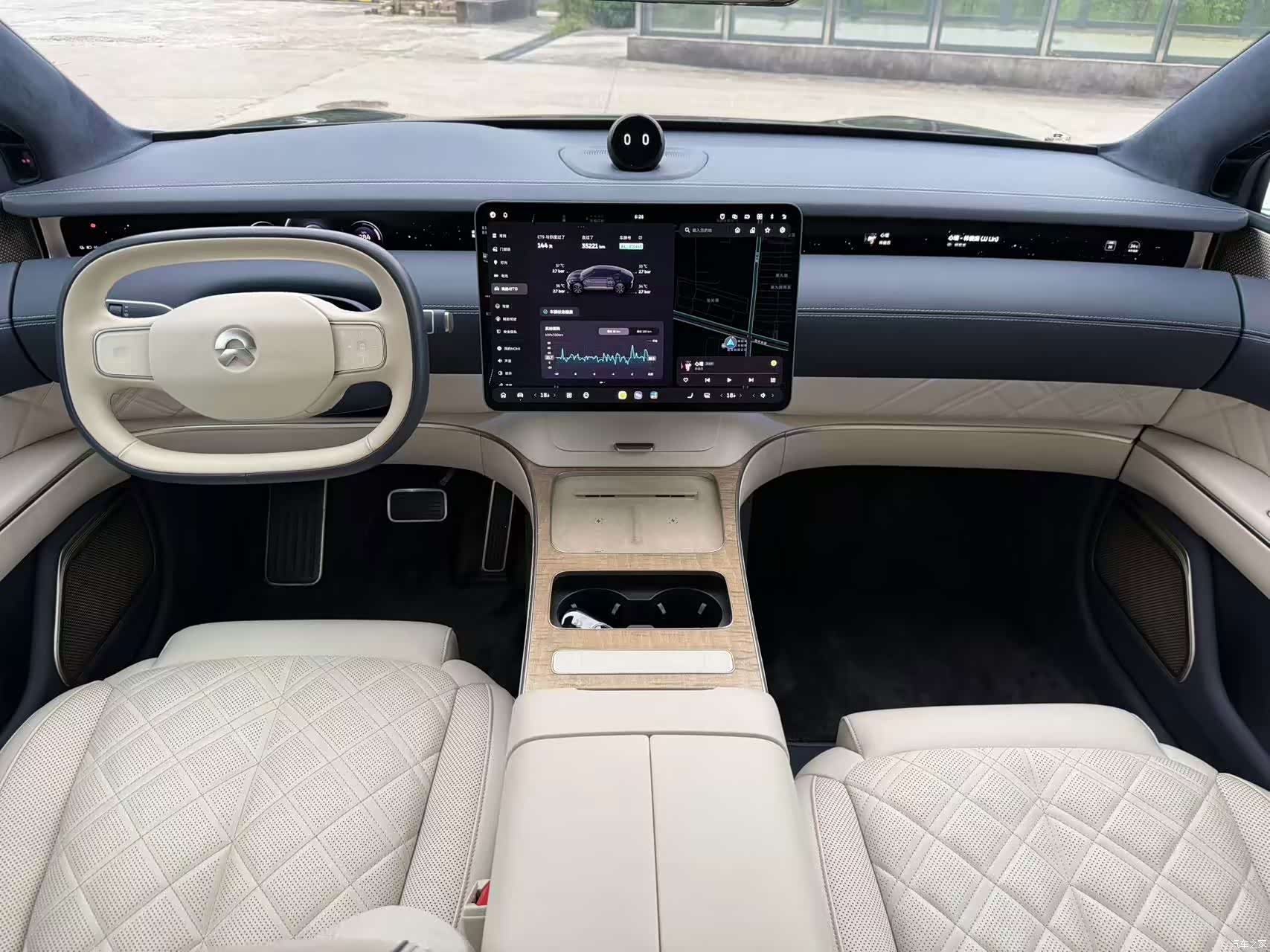 NIO ET9, 2025 8