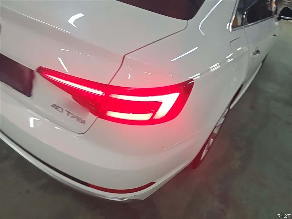 Audi A4L, 2020 8