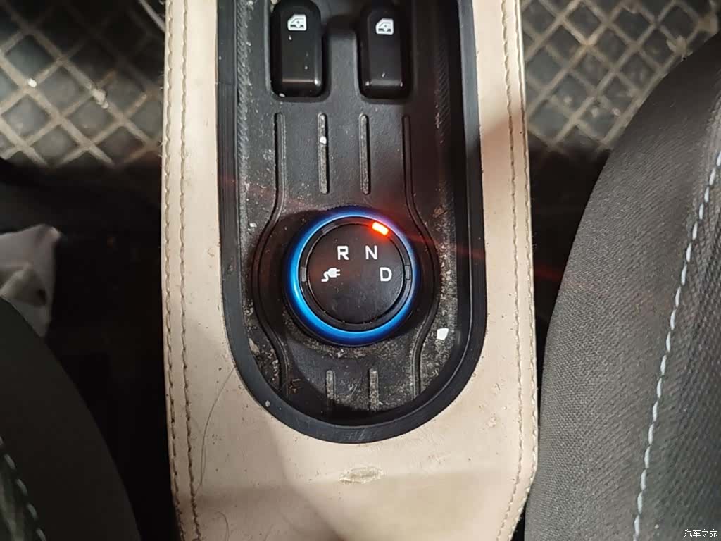 Wuling MINIEV, 2021 14
