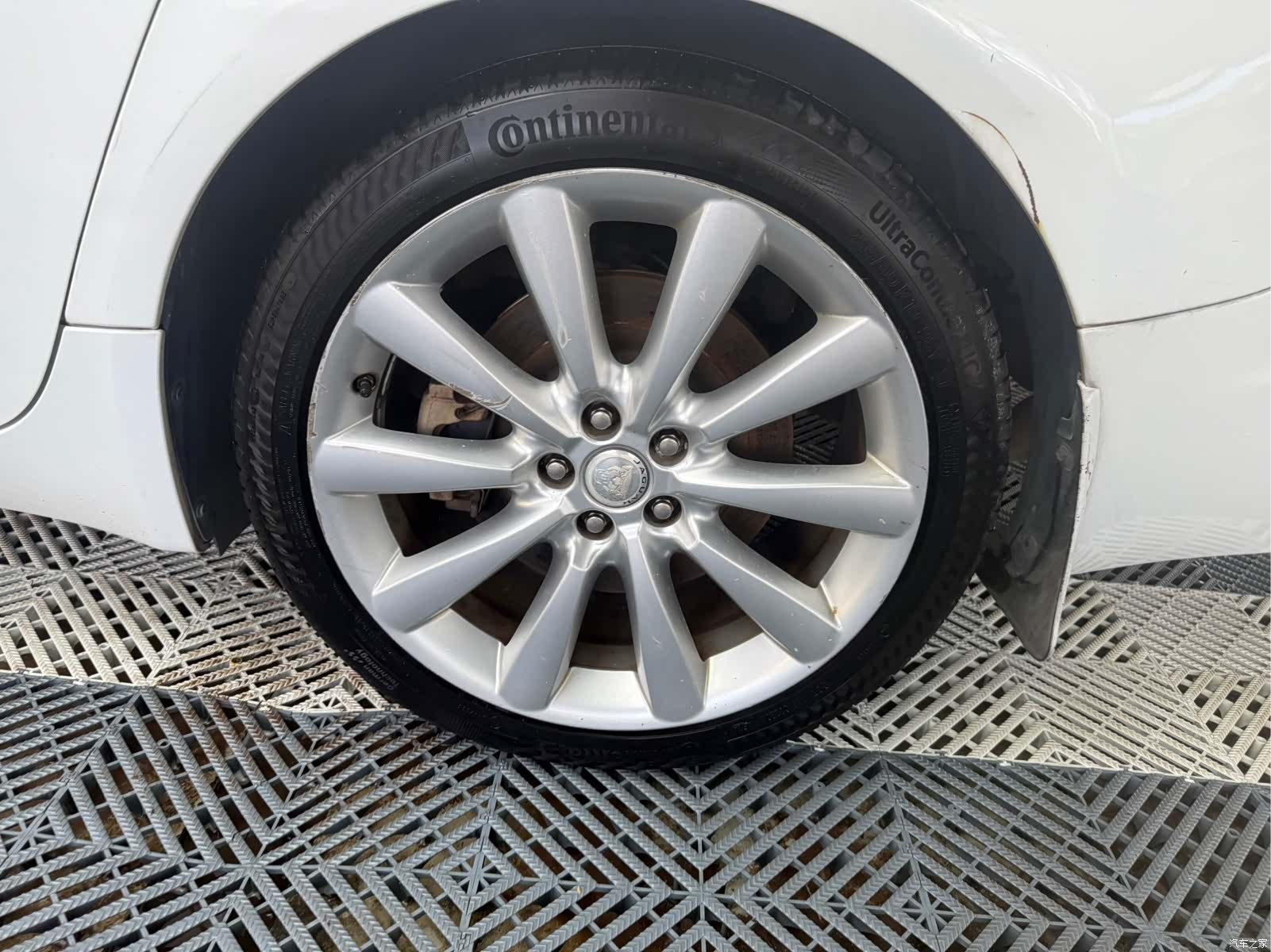 Jaguar XF, 2016 15