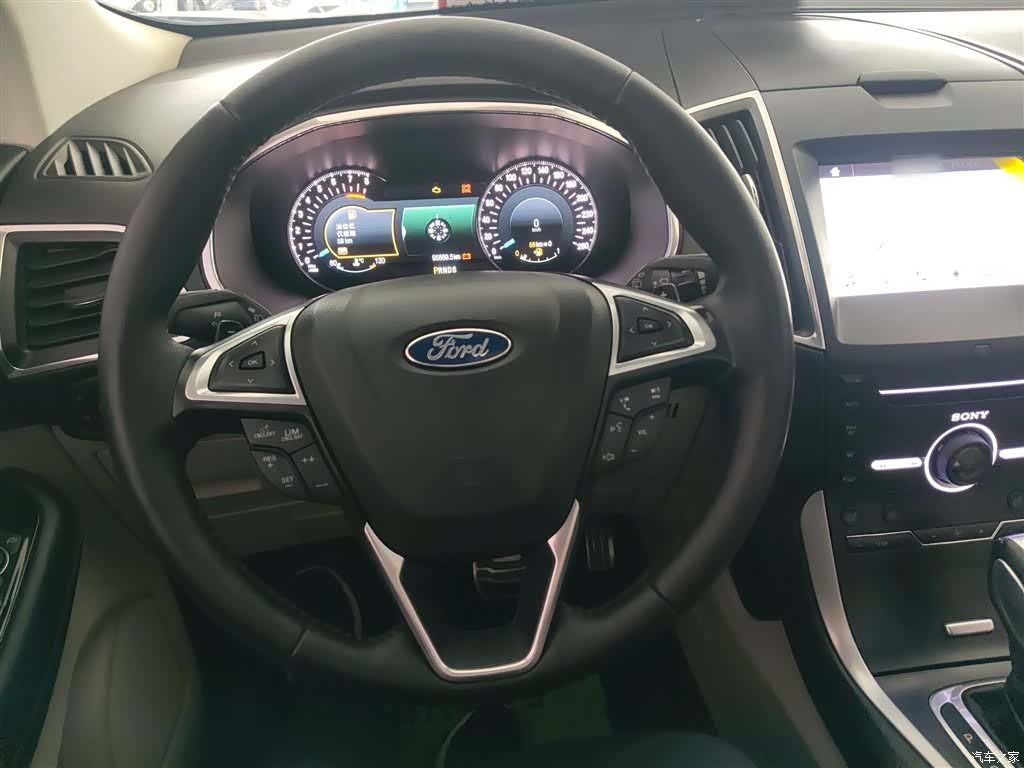 Ford Edge, 2016 3