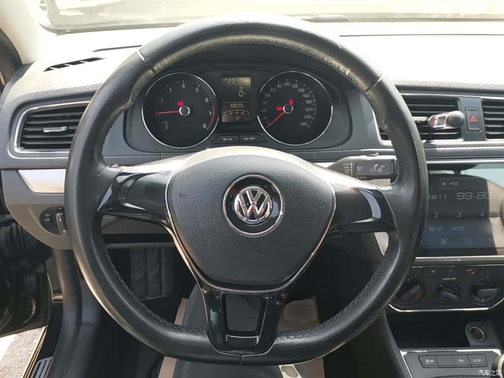 Volkswagen Lavida, 2016 11