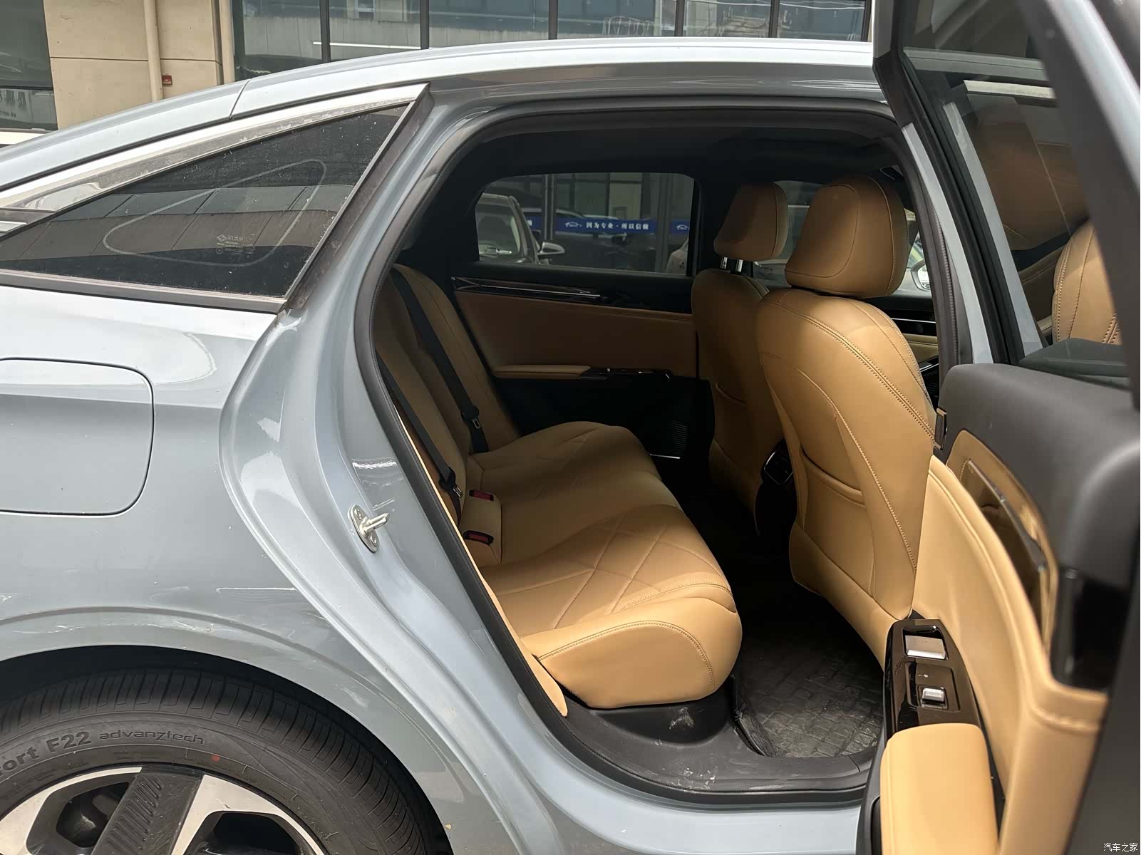 Geely Galaxy L6, 2024 10