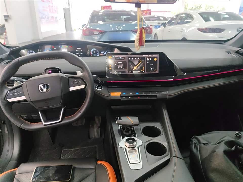 Changan UNI-V
