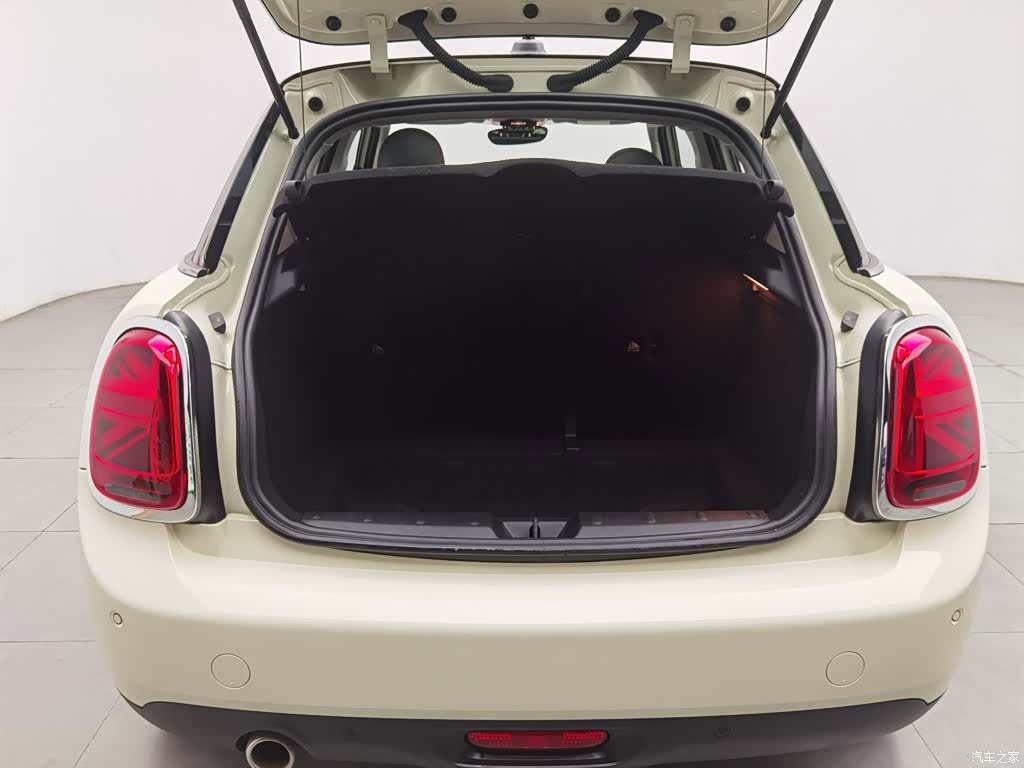 Mini Cooper, 2020 16