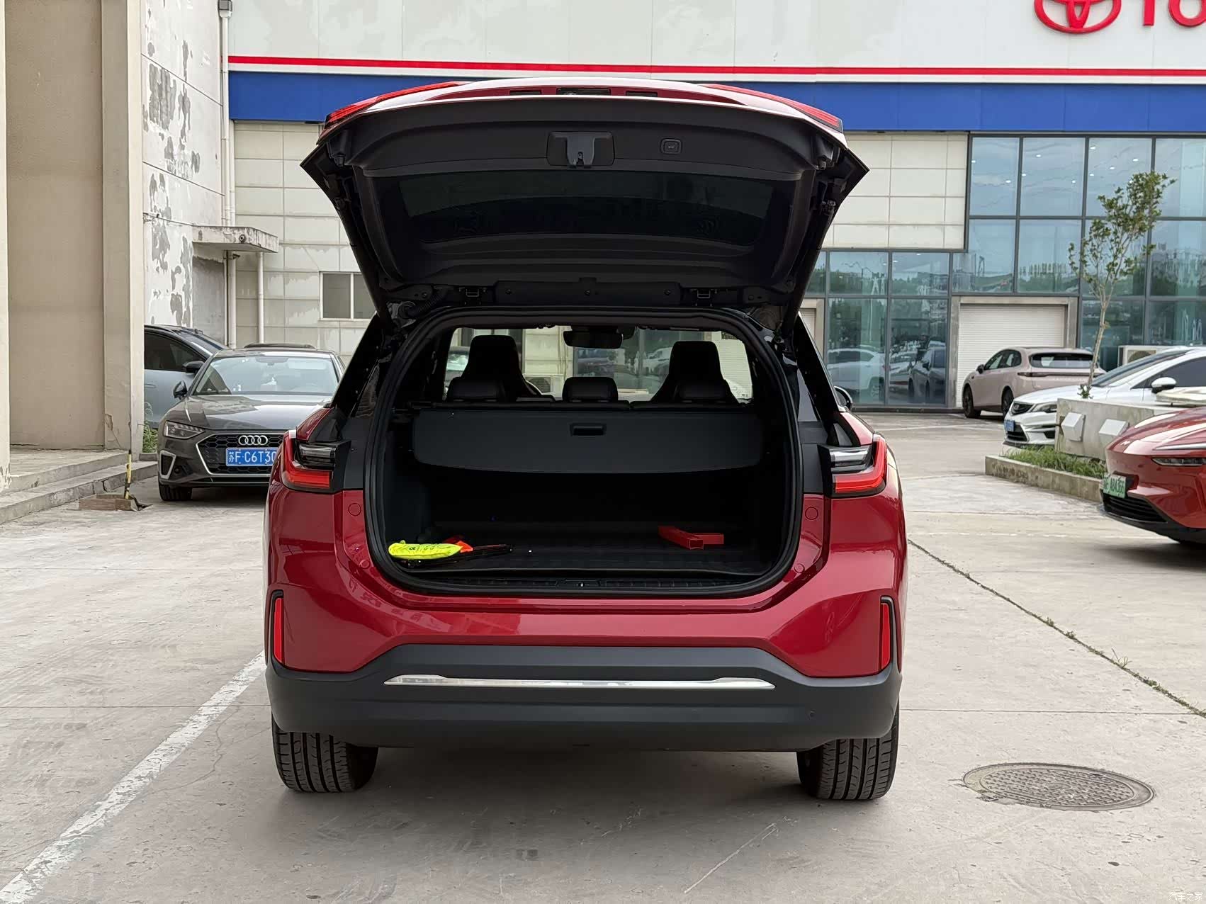 NIO ES6, 2019 11