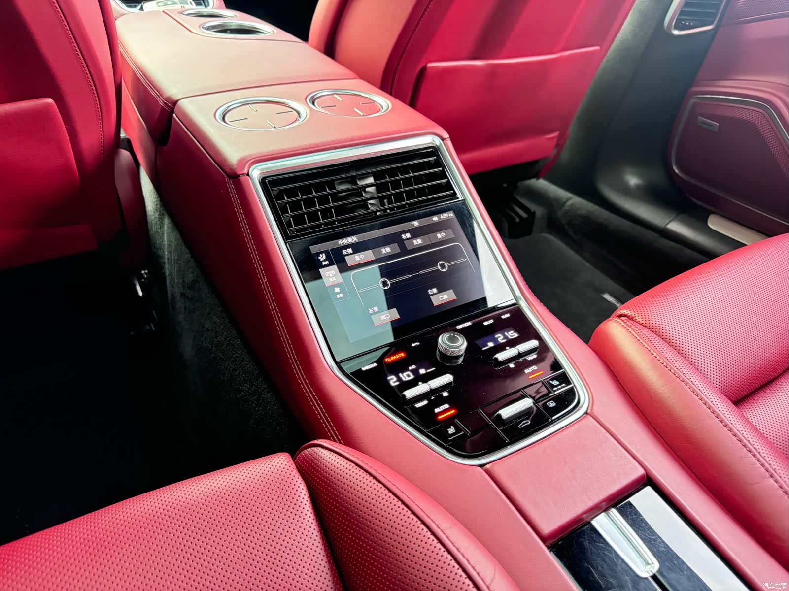 Porsche Panamera, 2022 13