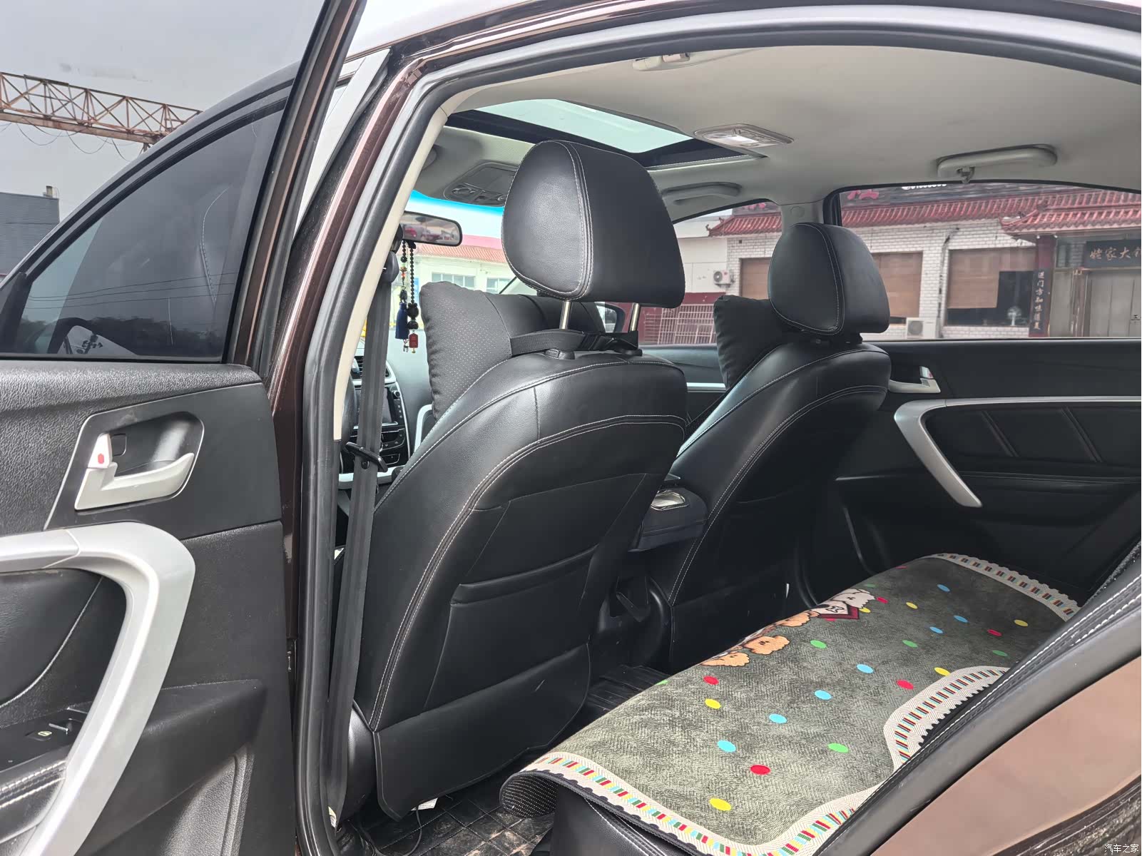 Geely Emgrand, 2016 12