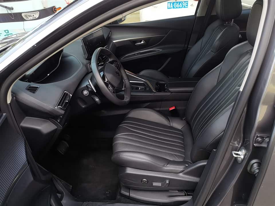 Peugeot 4008 Peugeot 4008