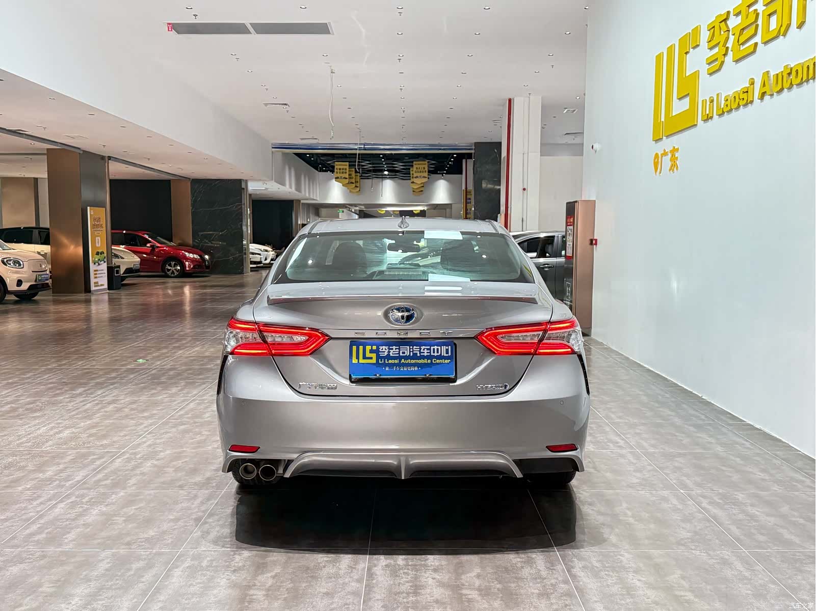 Toyota Camry, 2021 6