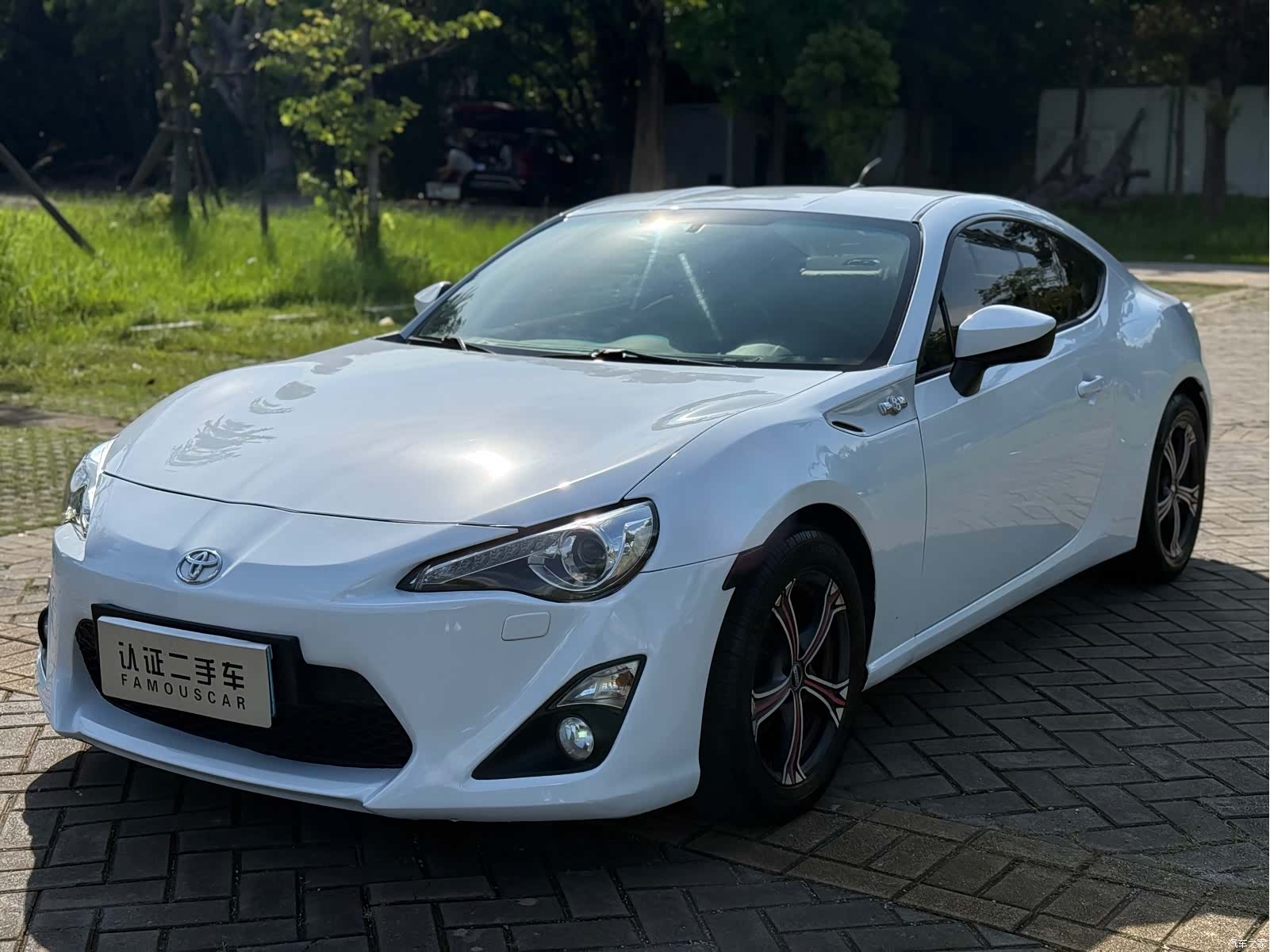Toyota 86, 2014 1