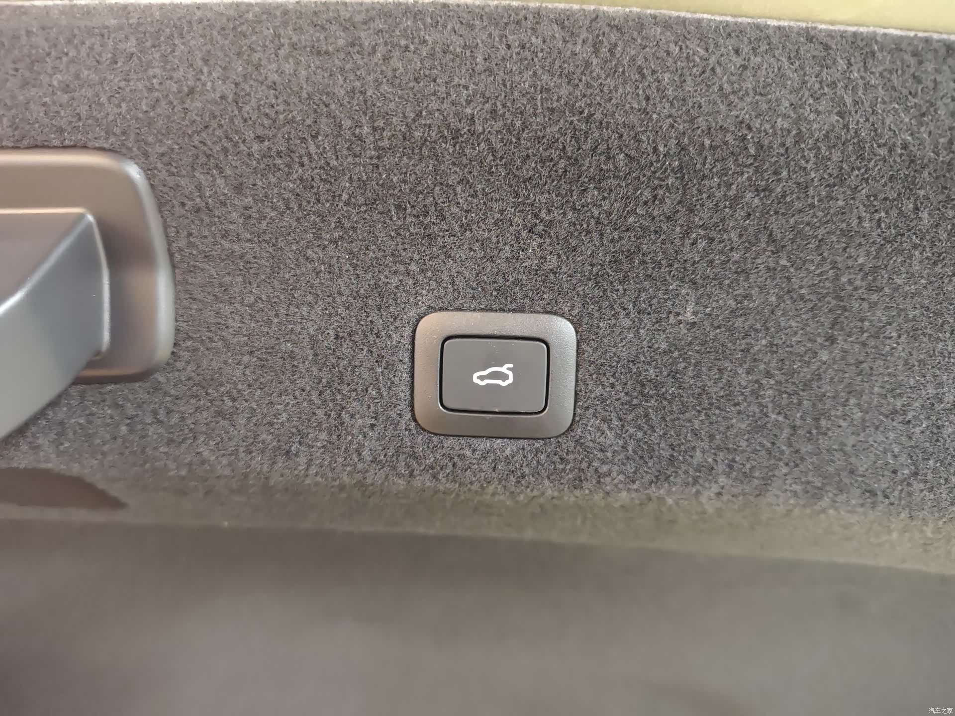 Xiaomi SU7, 2024 13