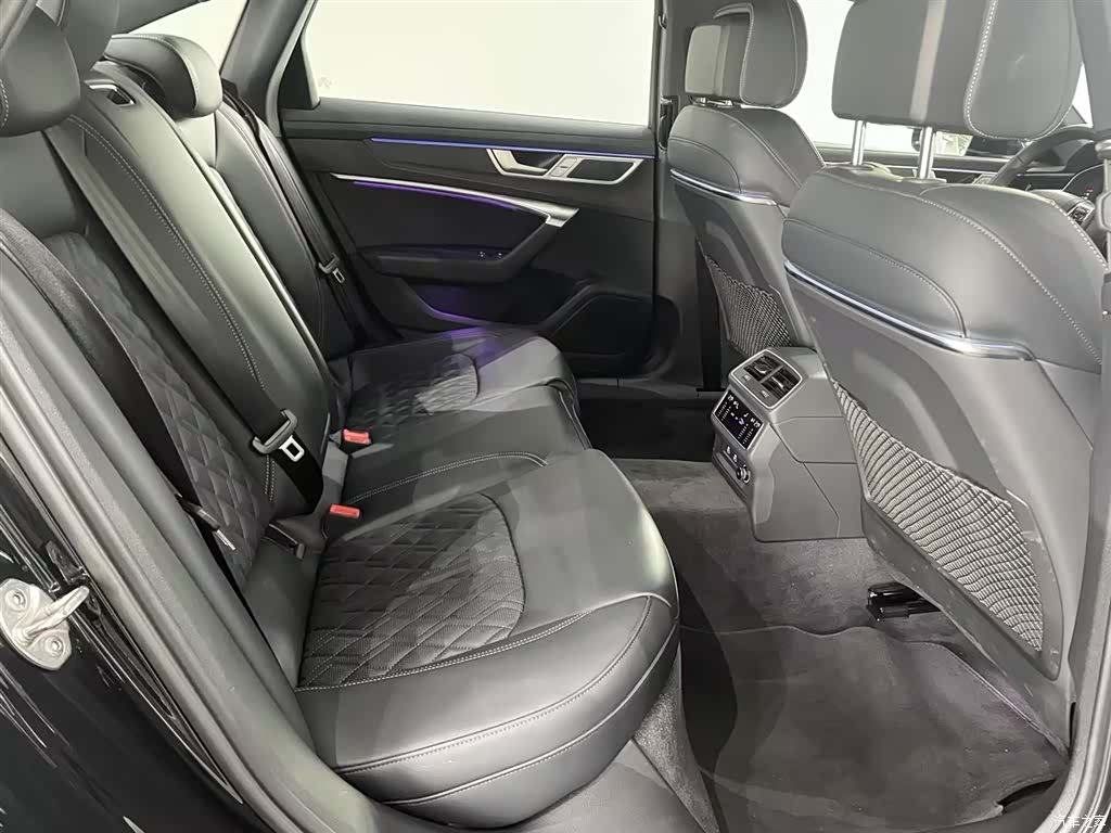 Audi A6L, 2025 16