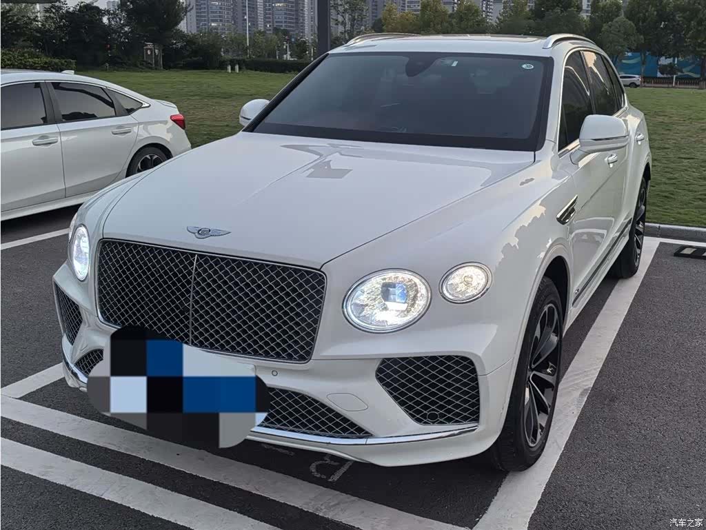 Bentley Bentayga, 2021 1