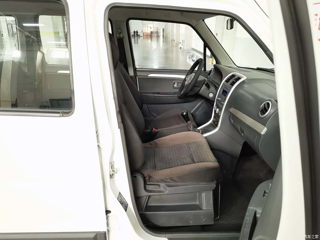 Suzuki X5, 2018 23