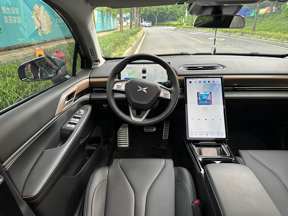 XPENG P5