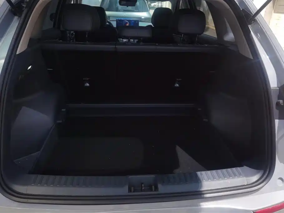 Geely Galaxy Galaxy E5