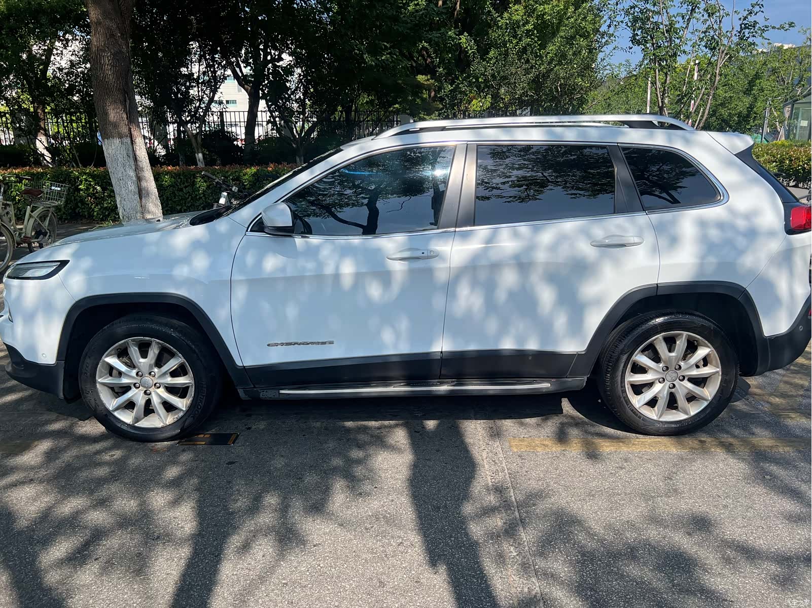 Jeep Cherokee, 2015 4