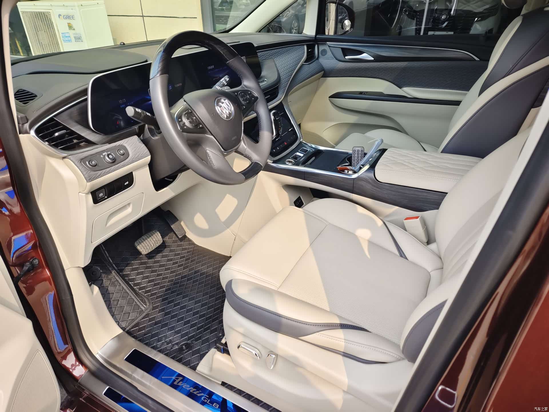 Buick GL8, 2024 11