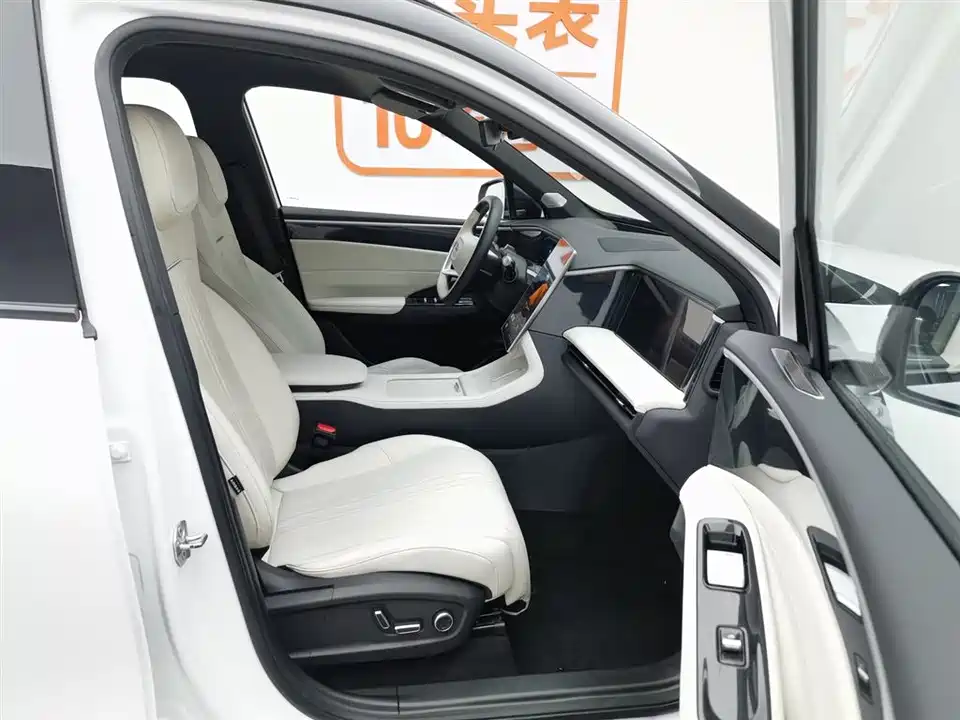 Geely Galaxy Galaxy L7