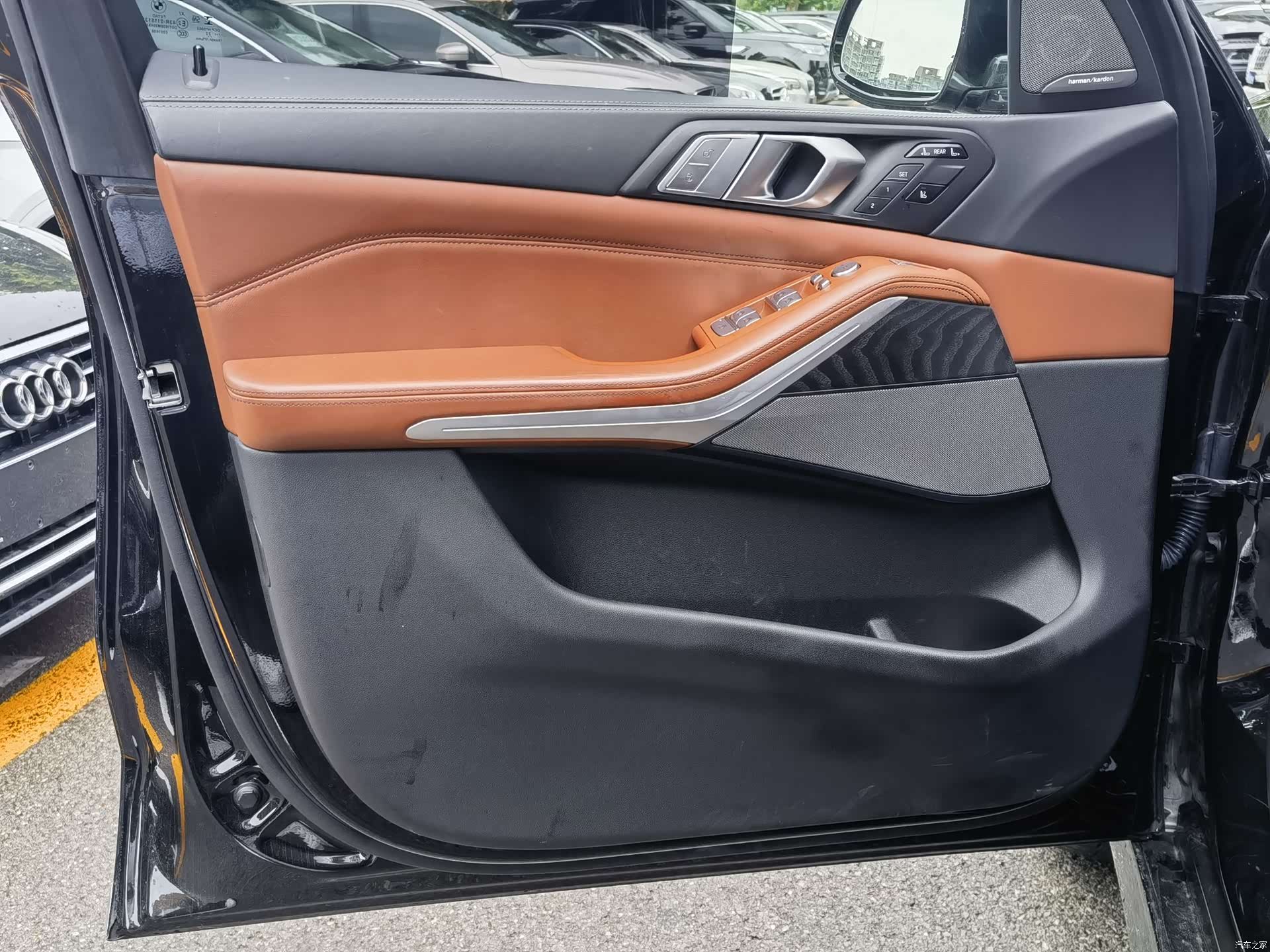 BMW X7, 2023 4