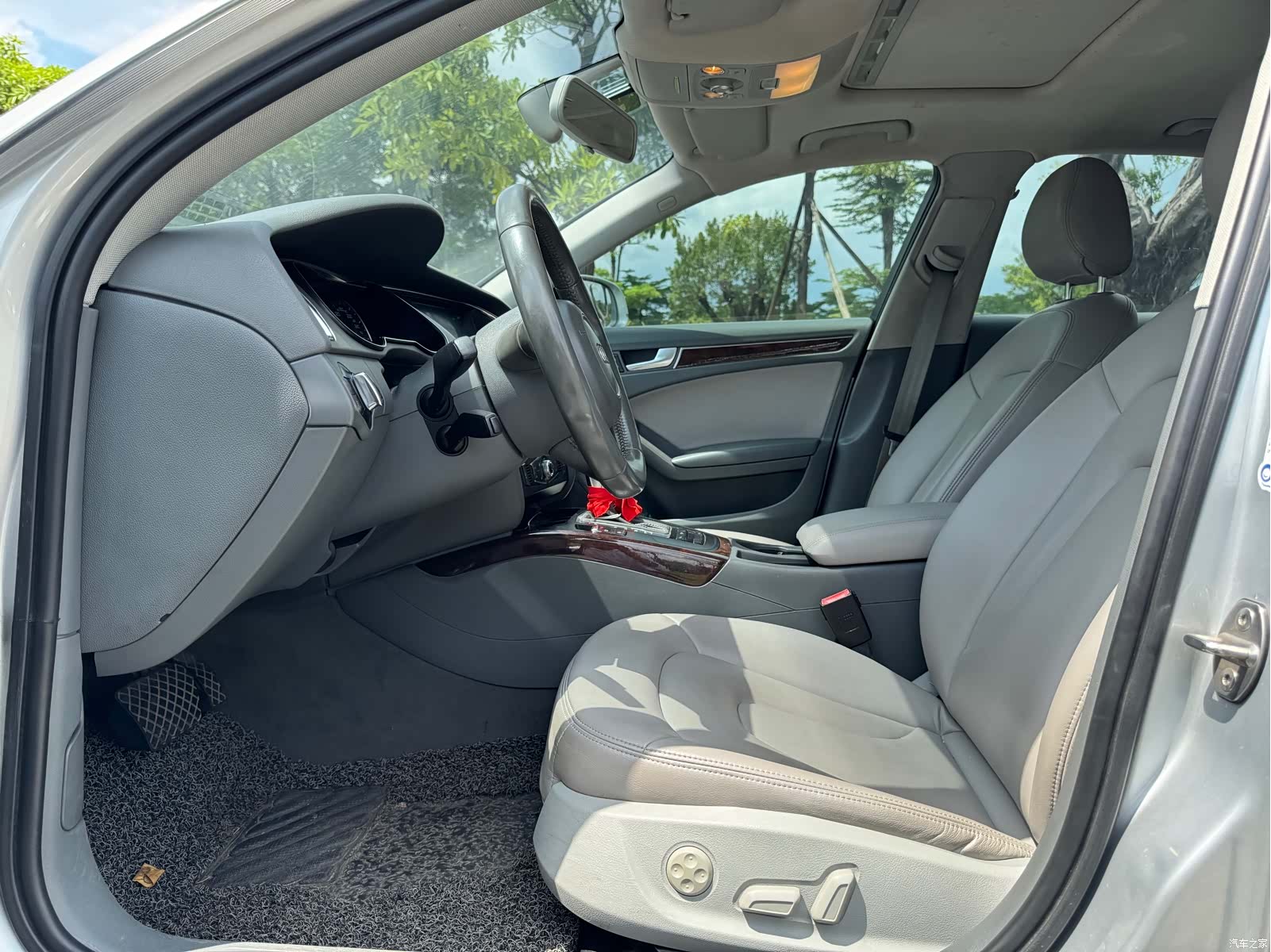 Audi A4L, 2013 9