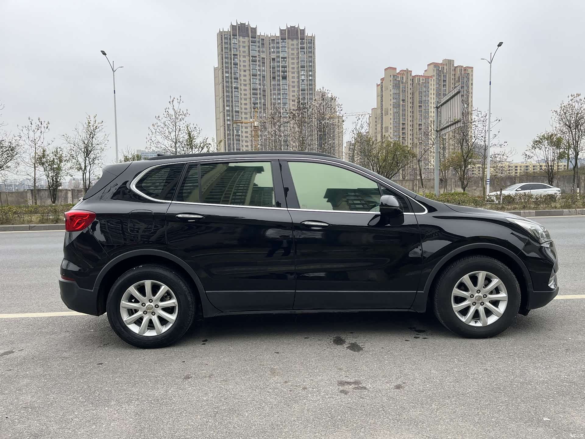 Buick Envision Plus, 2020 все фото