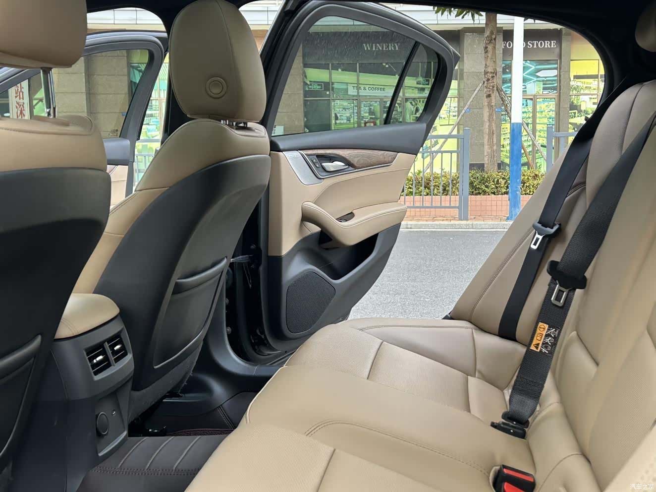 Cadillac CT5, 2022 19