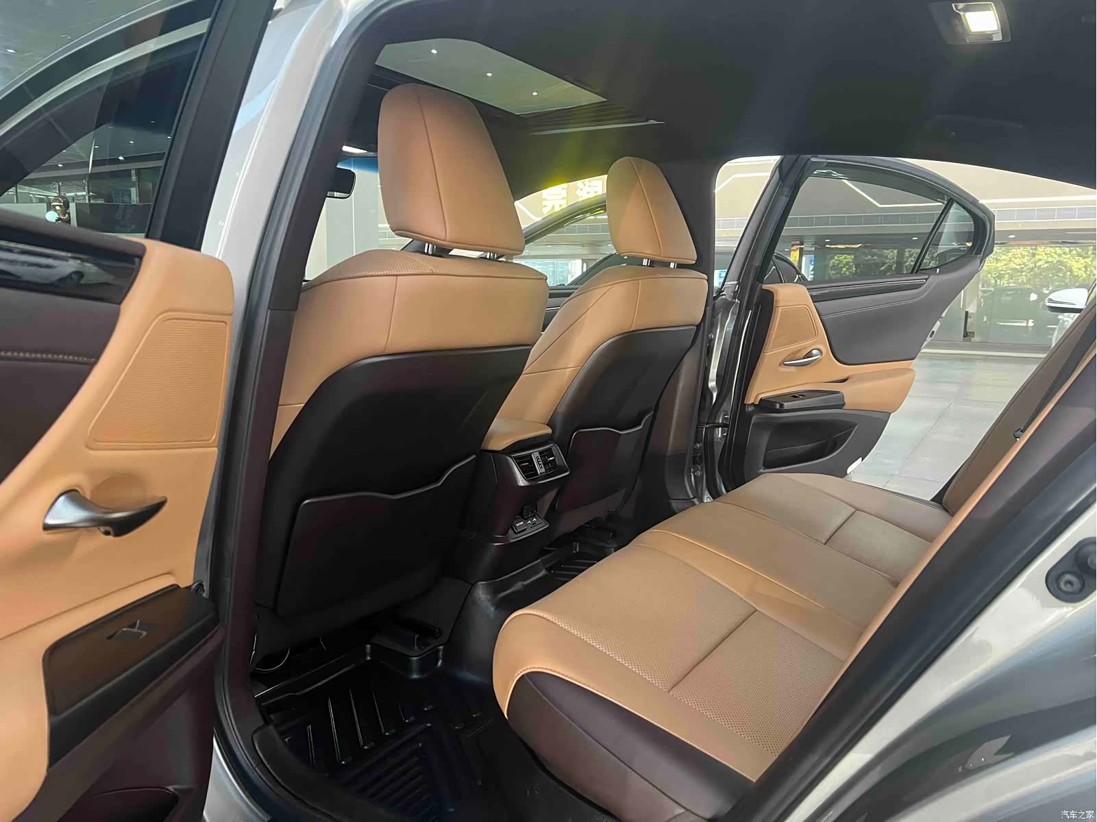 Lexus ES, 2021 8