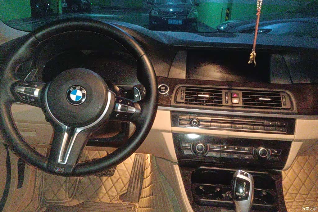 BMW 5 Series, 2012 12
