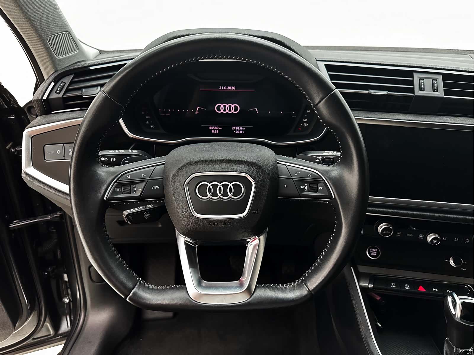 Audi Q3, 2021 19