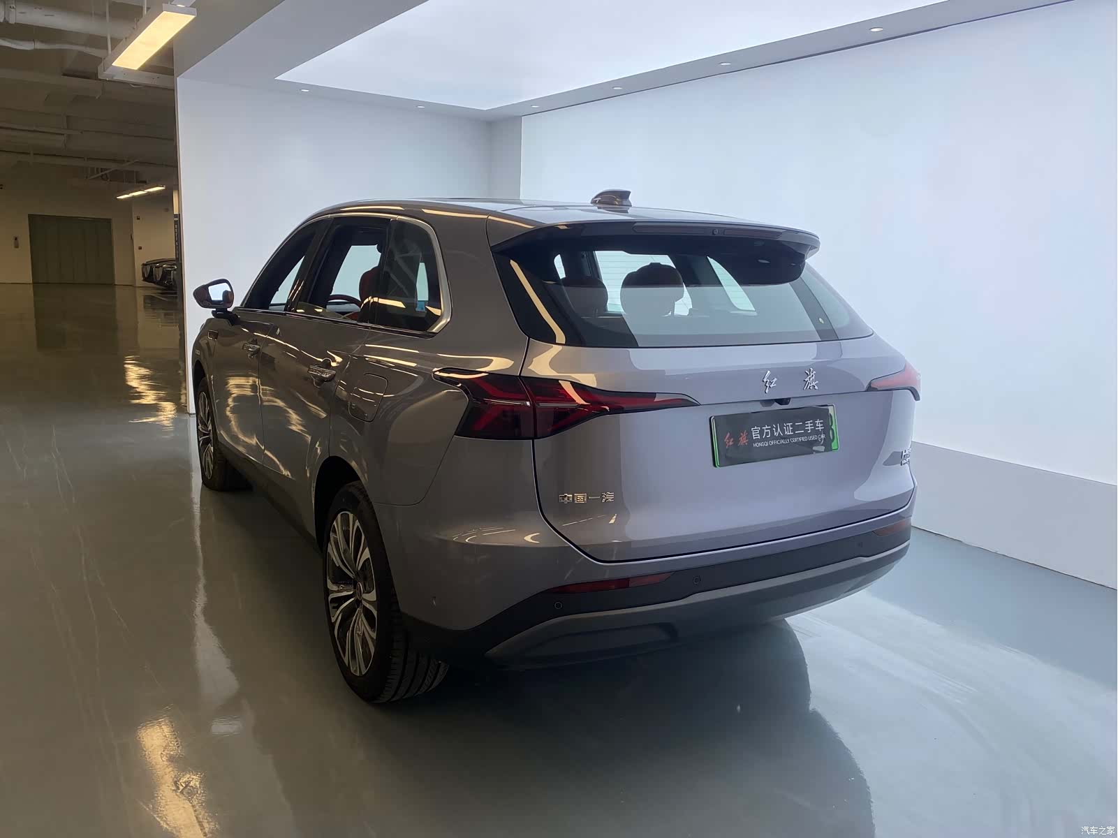 Hongqi HS6, 2025 15
