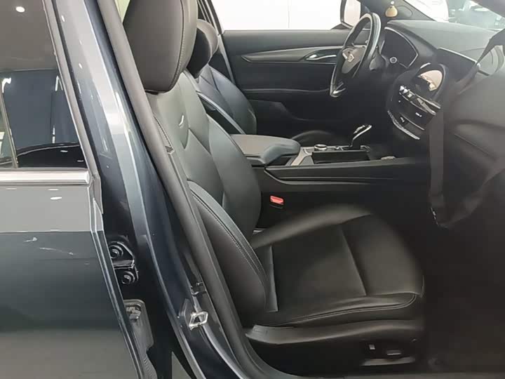 Cadillac CT5 2020 gai 28T Люкс