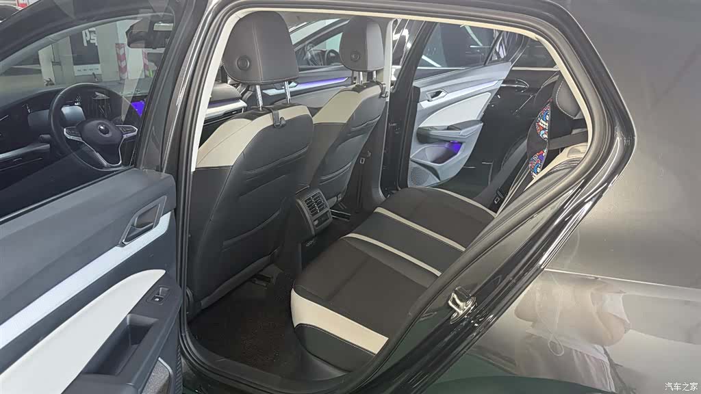 Volkswagen Golf, 2021 6