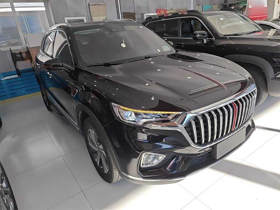 Hongqi HS5