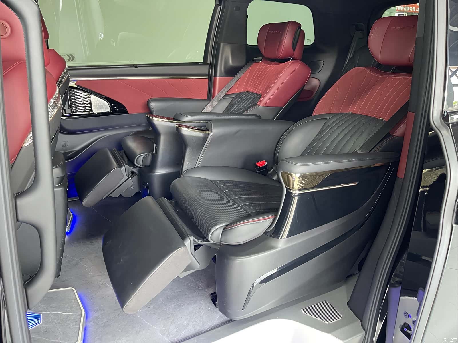 Trumpchi M8, 2024 12