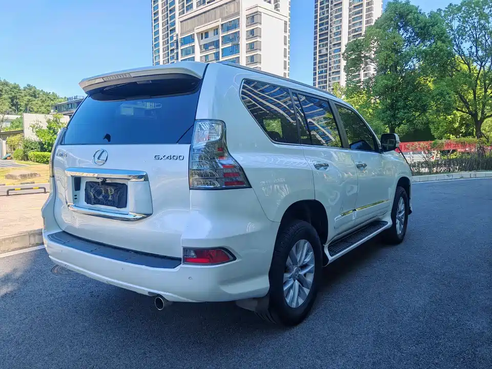 Lexus GX