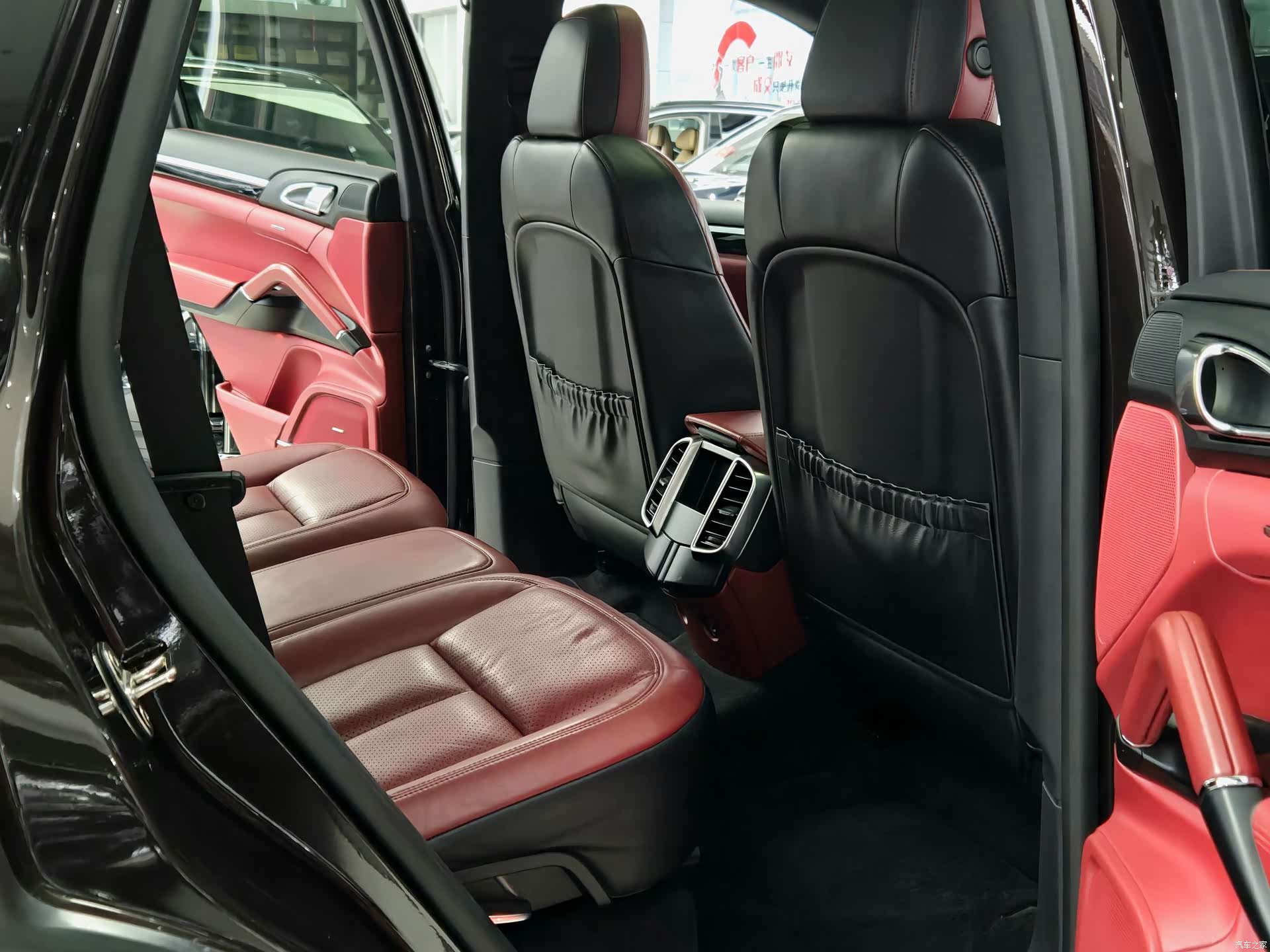 Porsche Cayenne, 2018 16