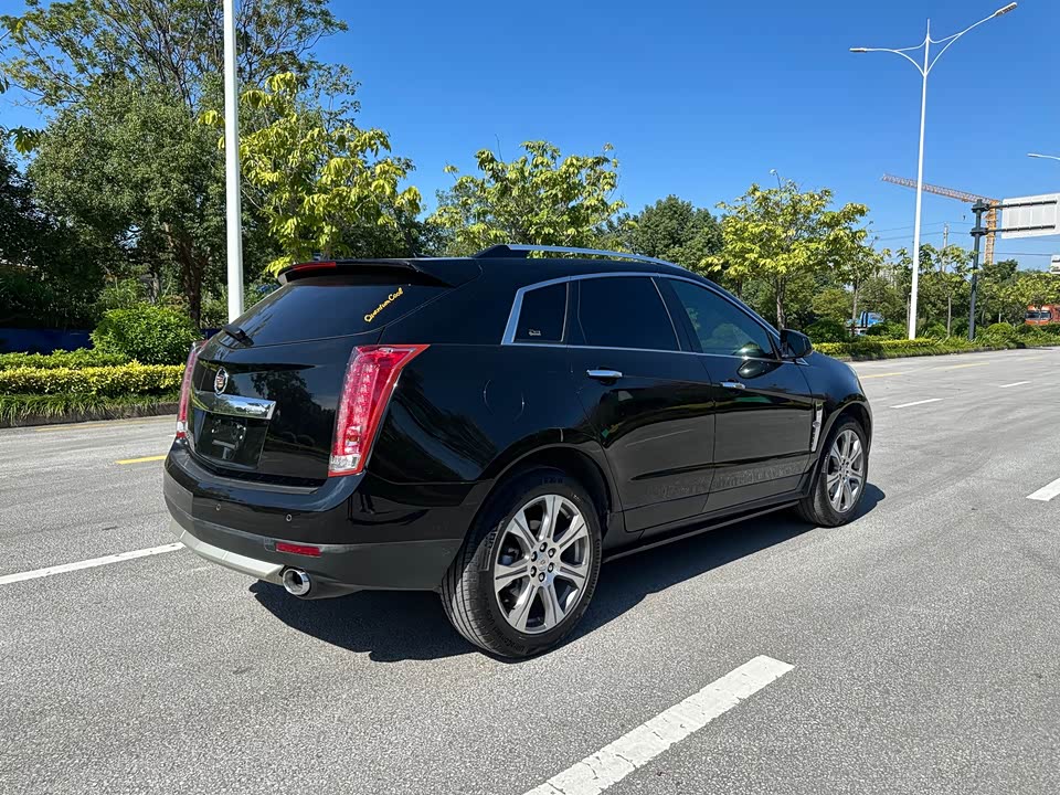 Cadillac SRX
