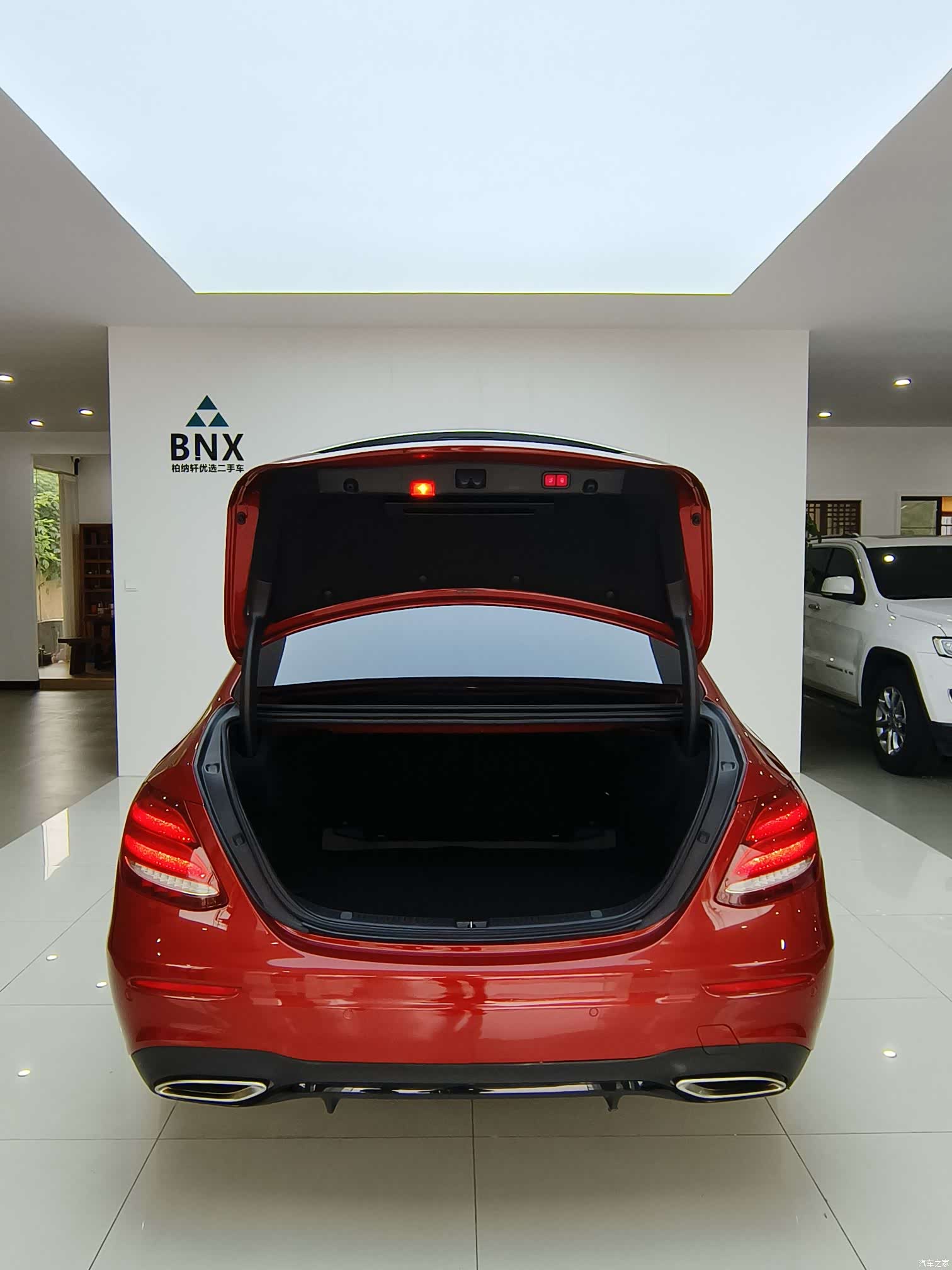 Mercedes-Benz E-Class, 2019 31