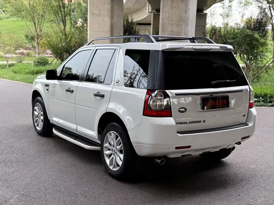 Land Rover Freelander 2