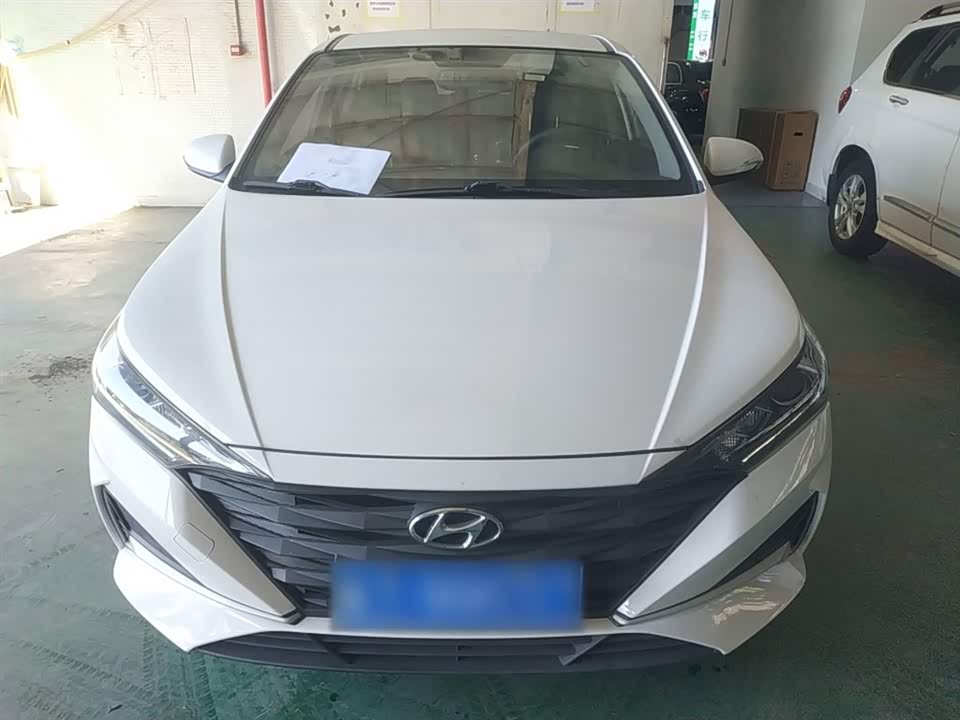 Hyundai Accept