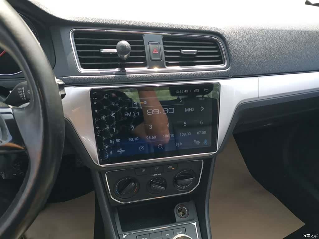 Volkswagen Lavida, 2016 13